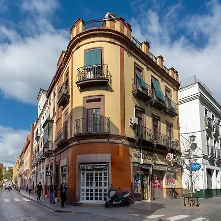 Sevillaflats-puerta Osario Siviglia